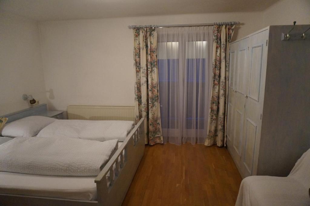 Bed and Breakfast Haus Senoner Кицбюэль Номер фото