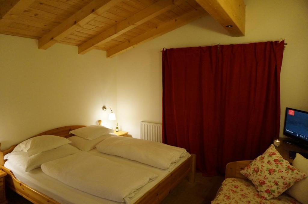Bed and Breakfast Haus Senoner Кицбюэль Номер фото